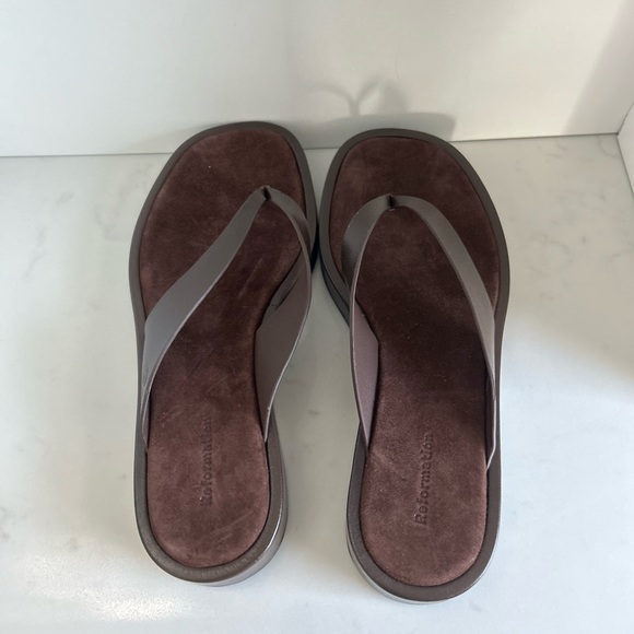 Reformation Eden Platform Thong Sandal - Picture 6 of 7